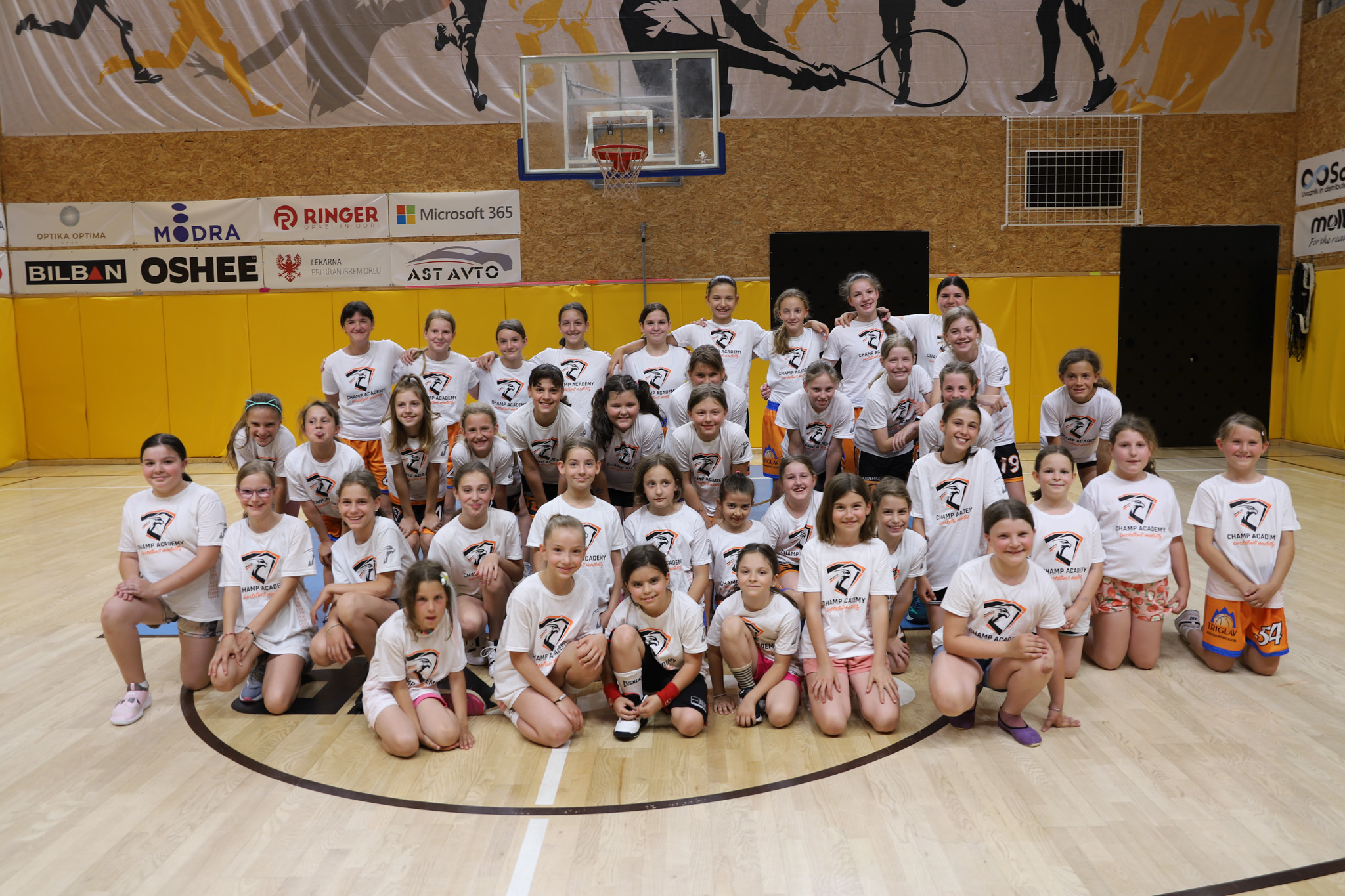 VPISI POTEKAJO CELO LETO